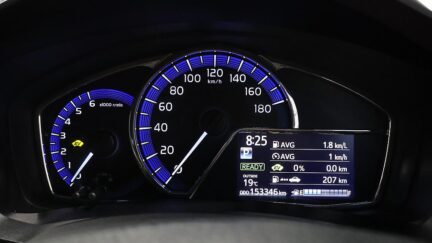 2015 Toyota Corolla FIELDER image 330115