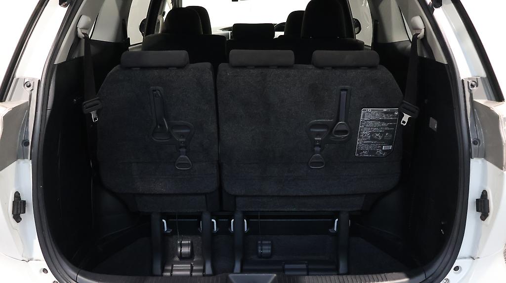 2012 Toyota Estima Hybrid image 327766