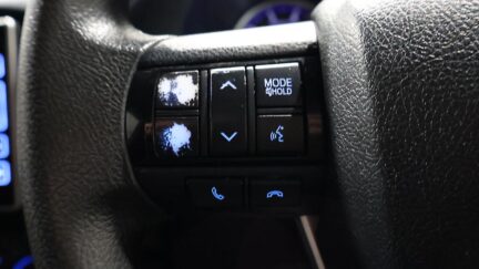 2019 Toyota Hilux SR TD DC 2.8D/6MT image 330549