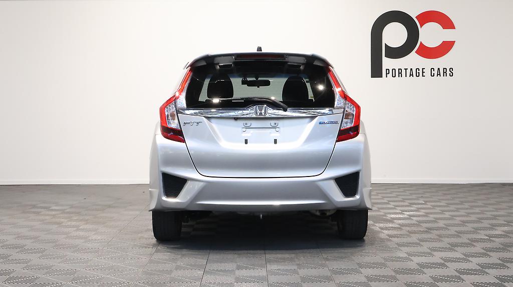 2014 Honda Fit Hybrid image 328268