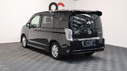 2013 Honda Step Wagon WGN Z Cool Spirit image 328331