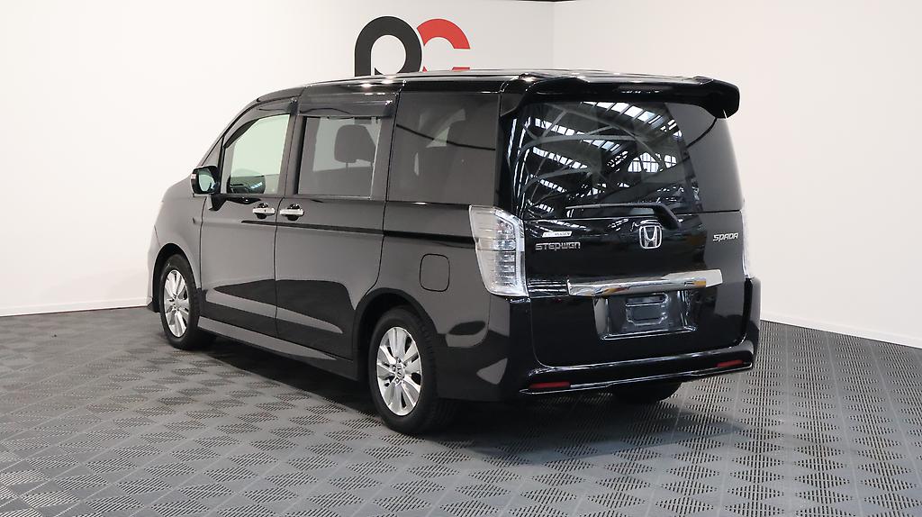 2013 Honda Step Wagon WGN Z Cool Spirit image 328331