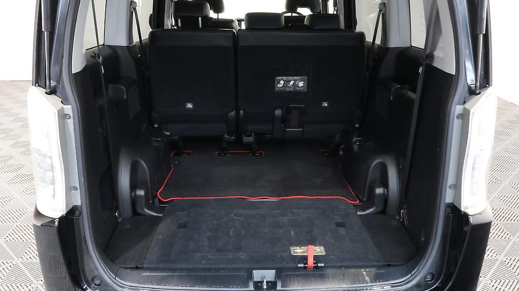 2013 Honda Step Wagon WGN Z Cool Spirit image 328334