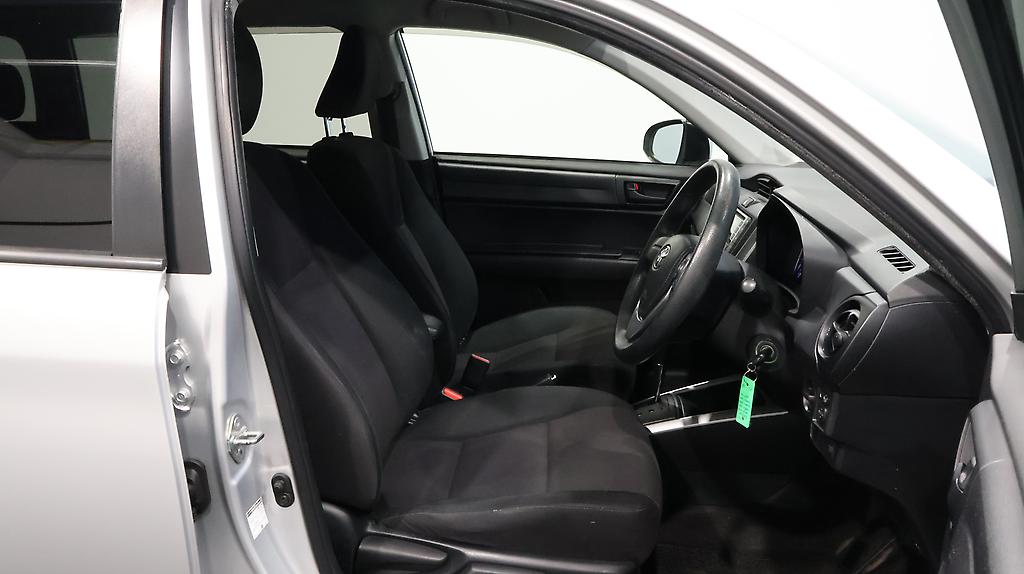 2015 Toyota Corolla FIELDER image 330112