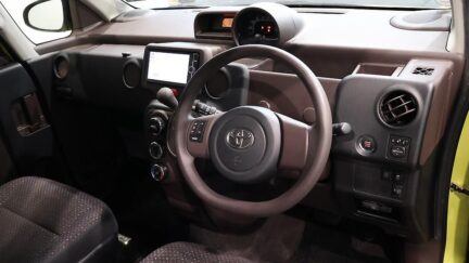 2013 Toyota Spade F Model – Push Button Start image 329587