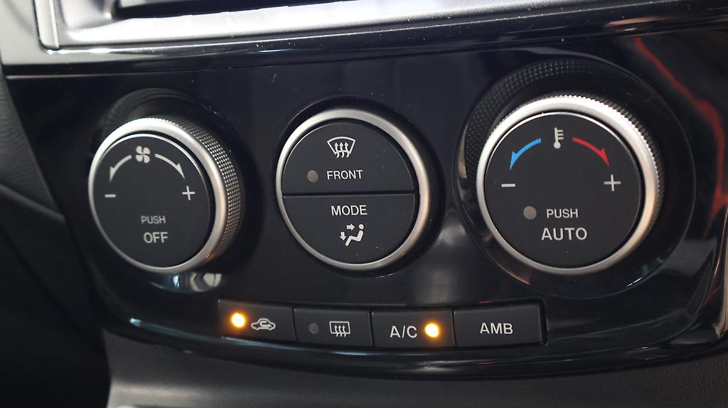 2013 Mazda Premacy 20S Skyactiv L-Package image 328879