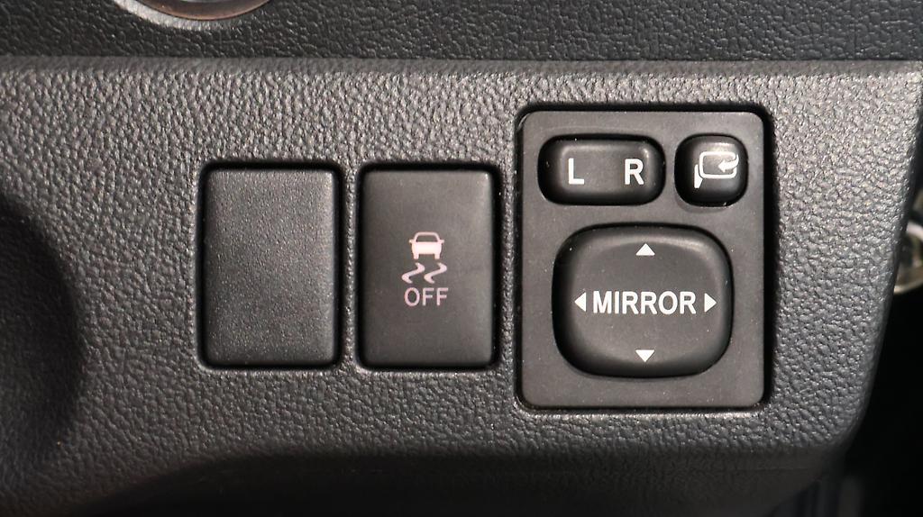 2012 Toyota Ractis G Model image 329060