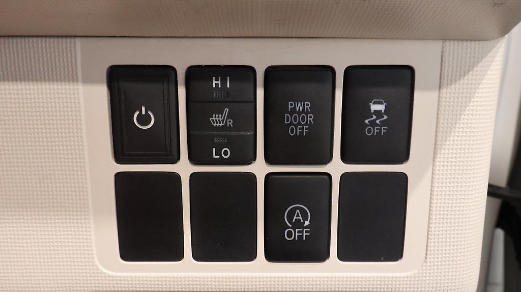 2015 Toyota Spade G Model image 328259