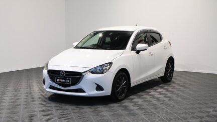 2015 Mazda Demio image 330758