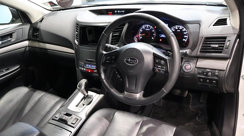 2012 Subaru Legacy Touring Wagon 2.5i L-package AWD image 329960
