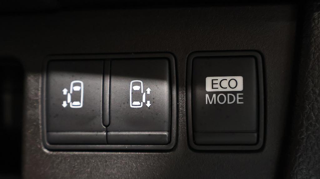 2013 Nissan Serena Hybrid Highway Star S image 329815