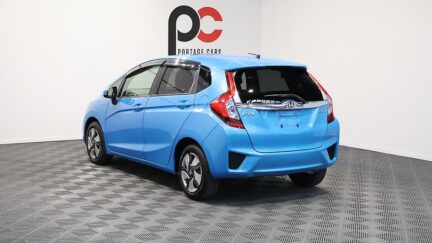 2014 Honda Fit Hybrid F Package image 329401