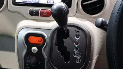 2015 Toyota Spade G Model image 328258