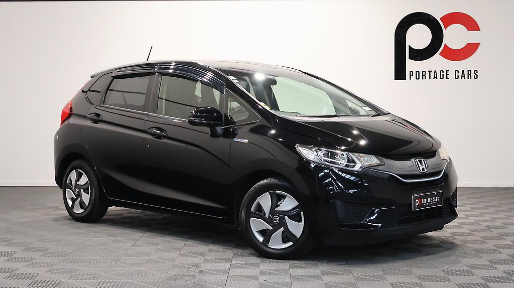 2015 Honda Fit Hybrid L-Package image 327718