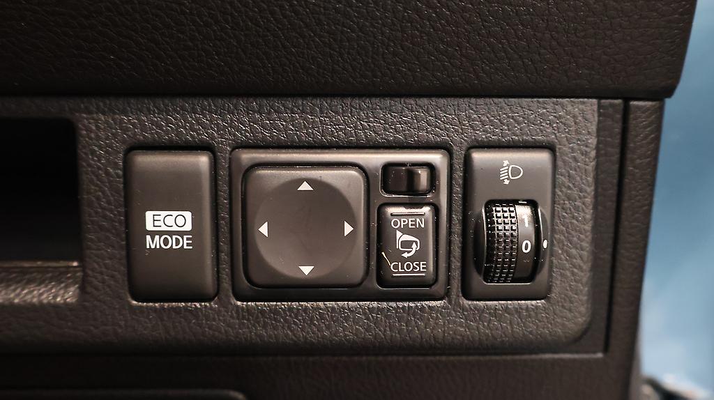 2012 Nissan Tiida LATIO image 327517