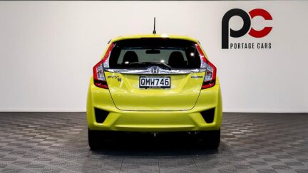 2013 Honda Fit Black Alloy Wheels image 330668