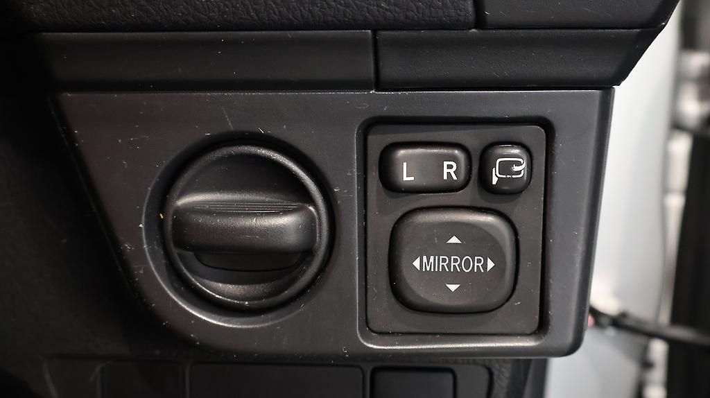 2015 Toyota Corolla FIELDER image 330119