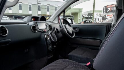 2012 Toyota Spade F Model – Push Button Start image 329705