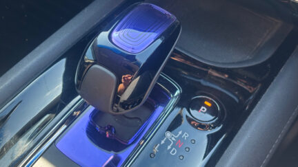 2014 Honda Vezel Hybrid X, Low KMS image 327643