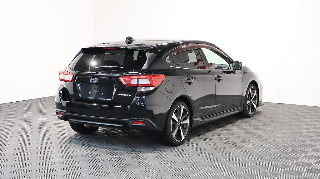 2017 Subaru Impreza Sport 2.0i-S Eyesight image 327744