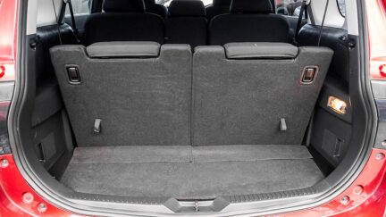 2012 Nissan Lafesta Highway Star-G – 6 Seater – Power Sliding Door image 330187