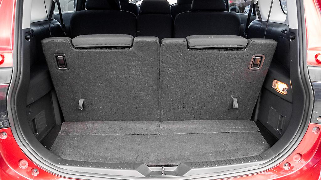 2012 Nissan Lafesta Highway Star-G – 6 Seater – Power Sliding Door image 330187