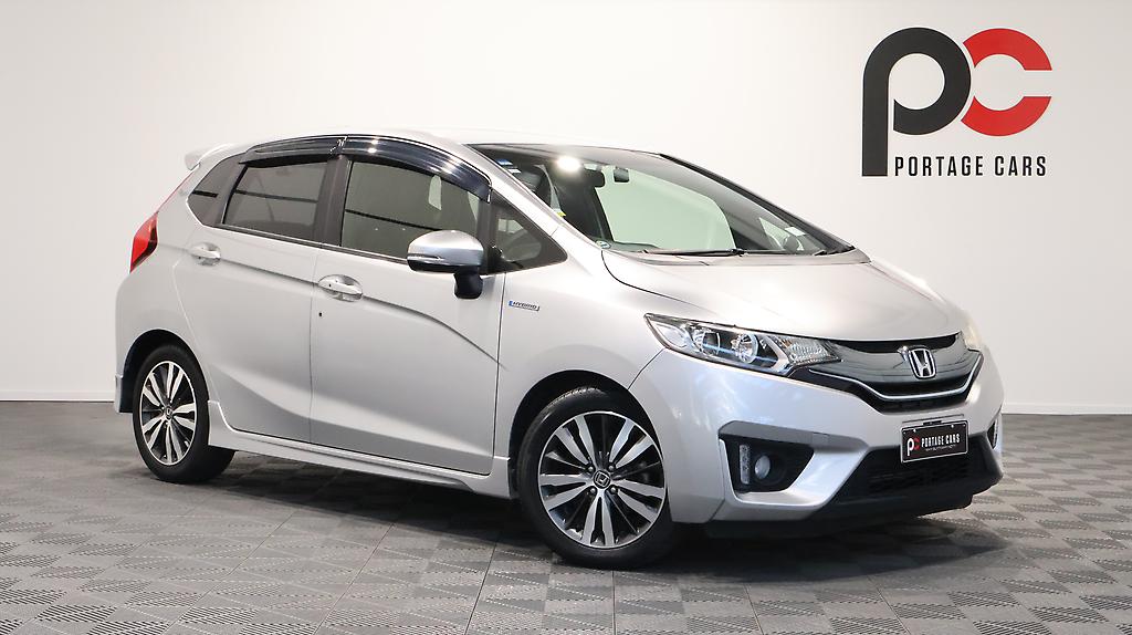 2014 Honda Fit Hybrid image 328262