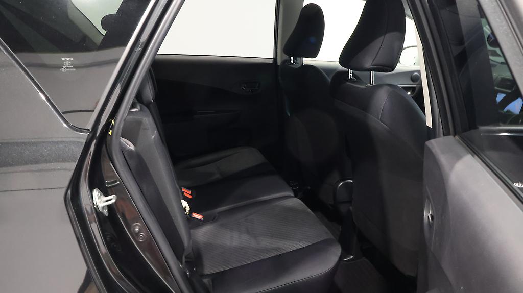 2012 Toyota Ractis G Model image 329050