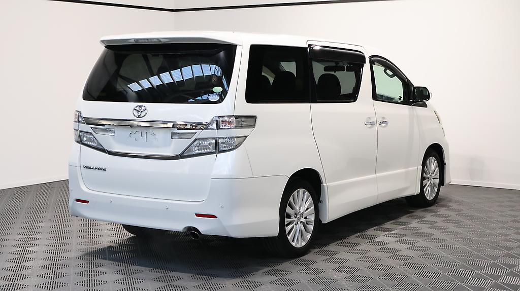 2012 Toyota Vellfire Reverse Camera + Parking Sensors image 328934