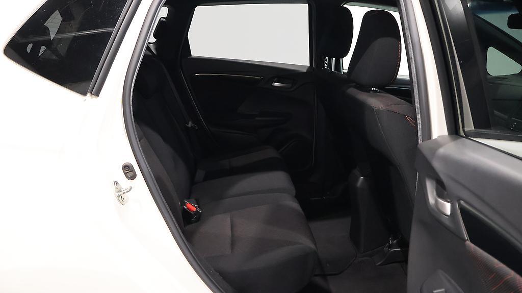 2013 Honda Fit Hybrid S-Package image 328182