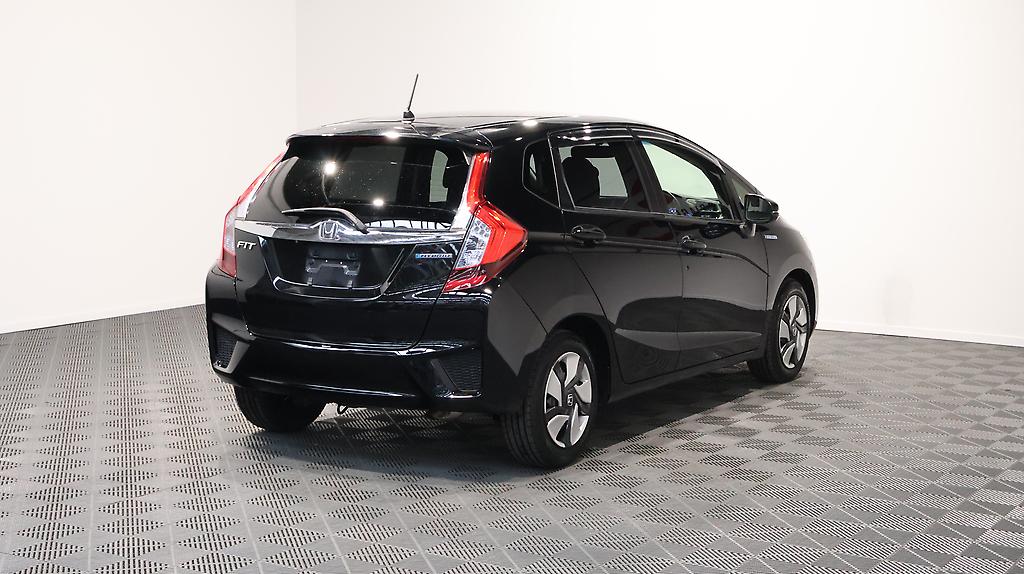 2015 Honda Fit Hybrid L-Package image 327723