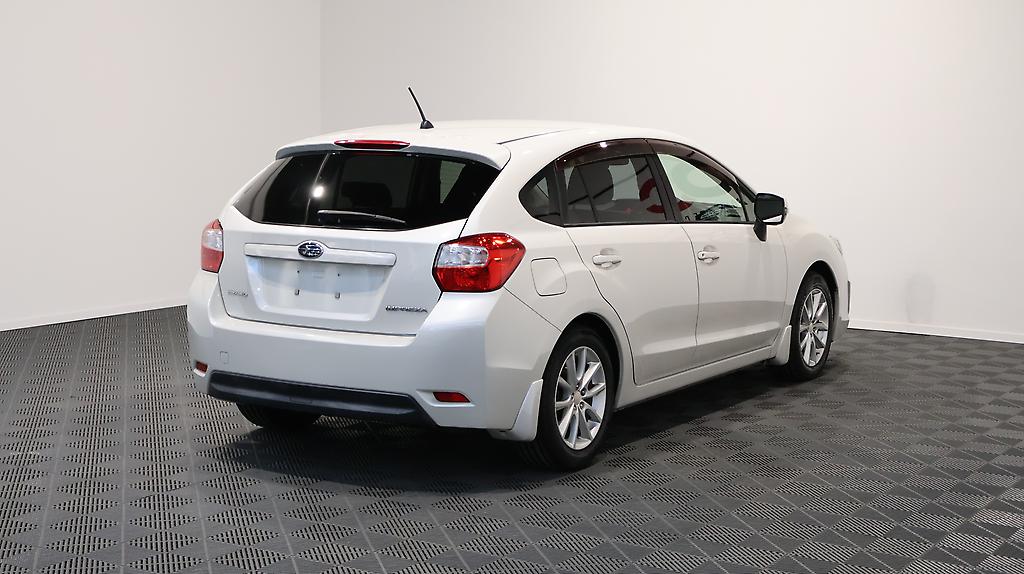 2014 Subaru Impreza Sport 2.0i AWD image 327040