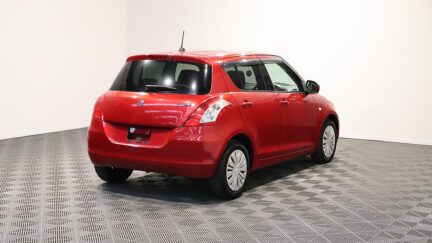 2014 Suzuki Swift XG image 330781