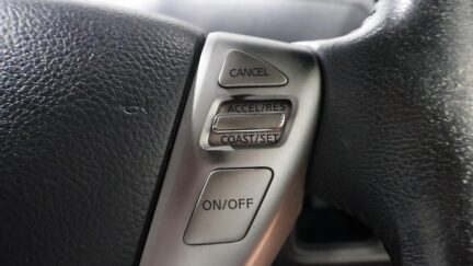 2013 Nissan Serena image 330507