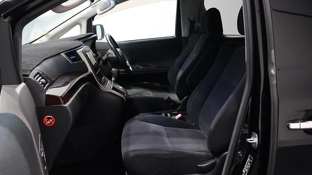 2013 Toyota Vellfire 2.4Z image 328571