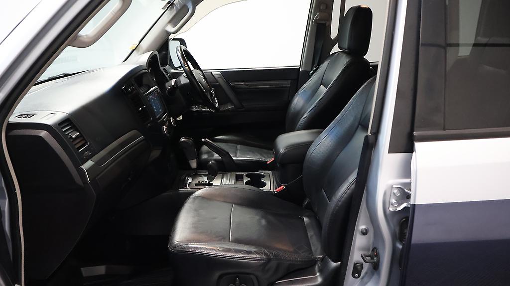 2007 Mitsubishi Pajero SUPER EXCEED 4WD 7 Seater image 327401