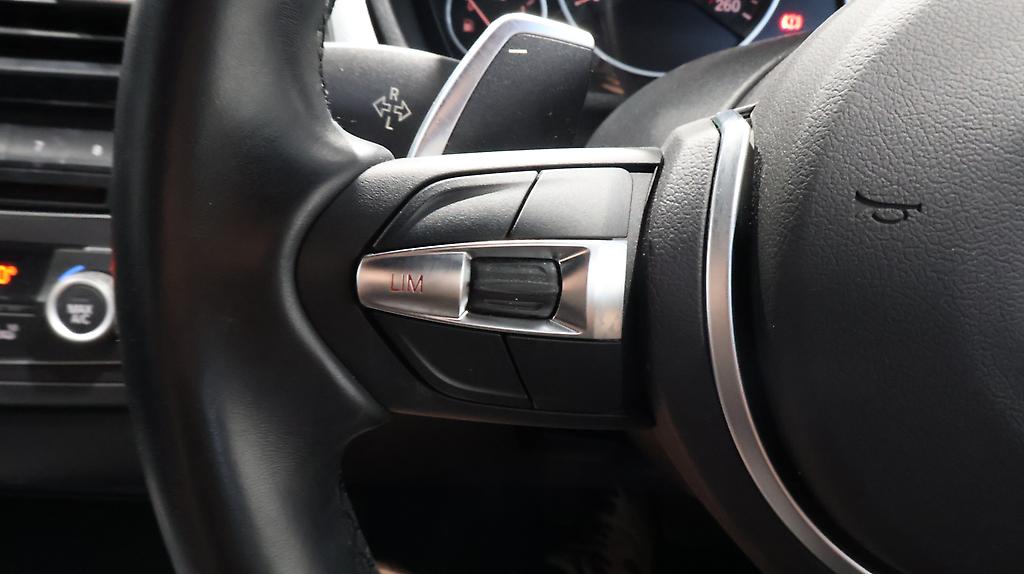 2013 Bmw 320i Touring M Sport image 328009