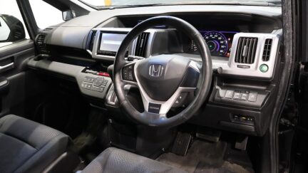 2013 Honda Step Wagon WGN Spada Z image 327278