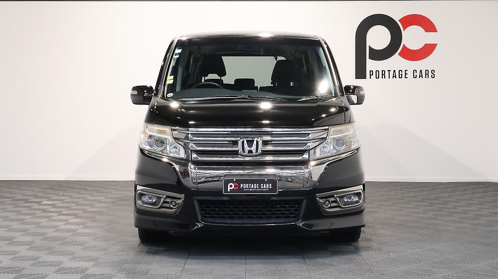 2013 Honda Step Wagon WGN Z Cool Spirit image 328329