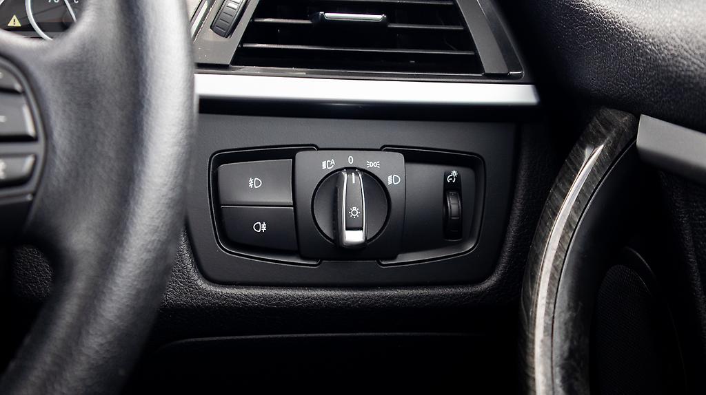 2014 Bmw 320i Leather package image 330587