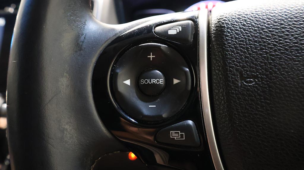 2014 Honda Odyssey Absolute EX image 328905