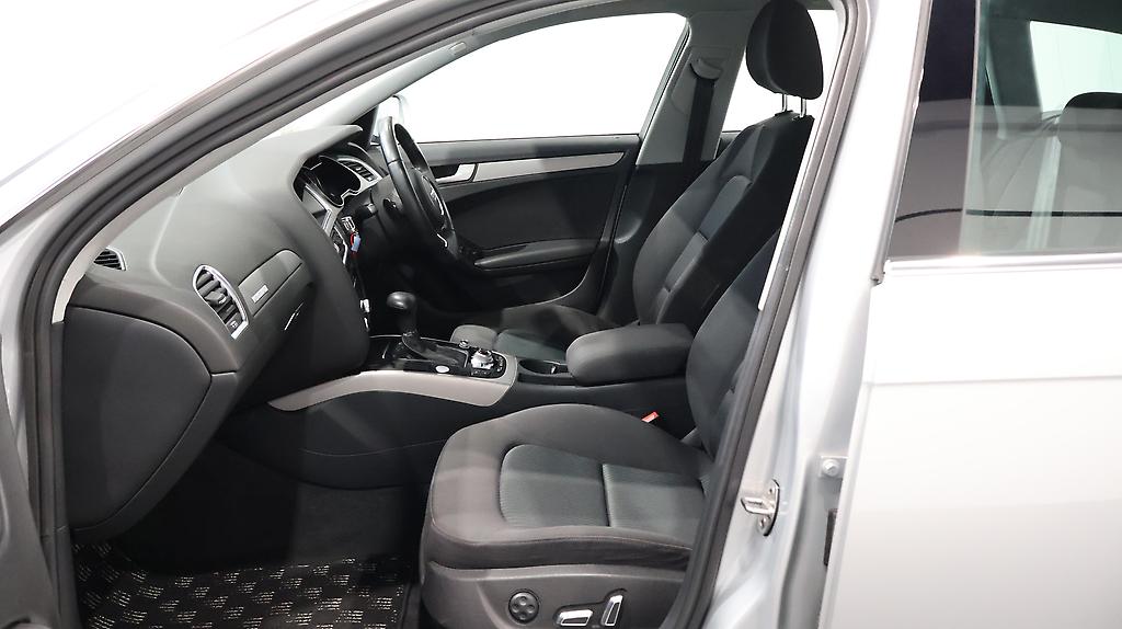 2012 Audi A4 Avant 2.0T Quattro 4WD image 327855