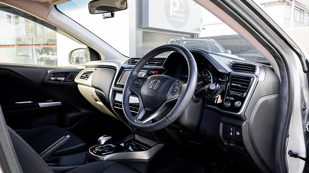 2014 Honda Grace Hybrid Low KMS Push start image 328703