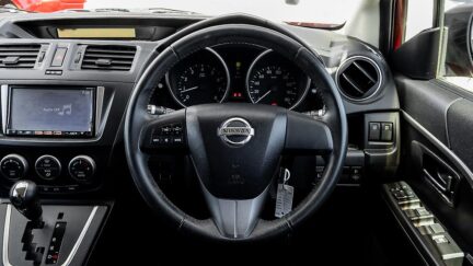 2012 Nissan Lafesta Highway Star-G – 6 Seater – Power Sliding Door image 330179