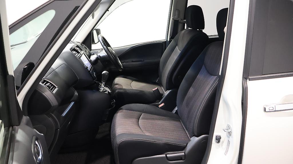 2015 Nissan Serena Hybrid Highway Star V Selection Safety S image 329362