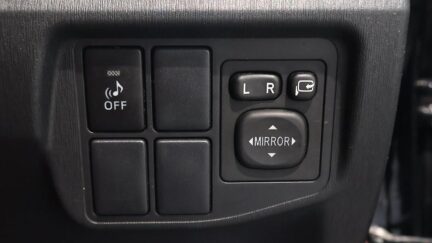 2012 Toyota Prius S MODEL + REVERSE CAMERA image 328148