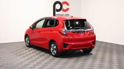 2015 Honda Fit Hybrid L-Package image 327786