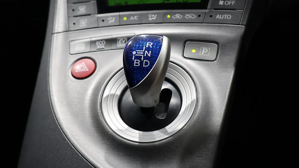 2012 Toyota Prius S MODEL + REVERSE CAMERA image 328147