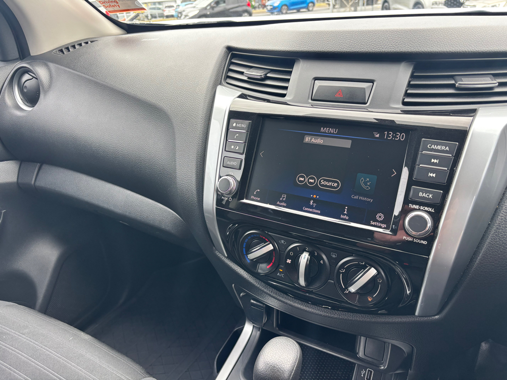 2021 Nissan Navara SL 2.3D/7AT image 328299