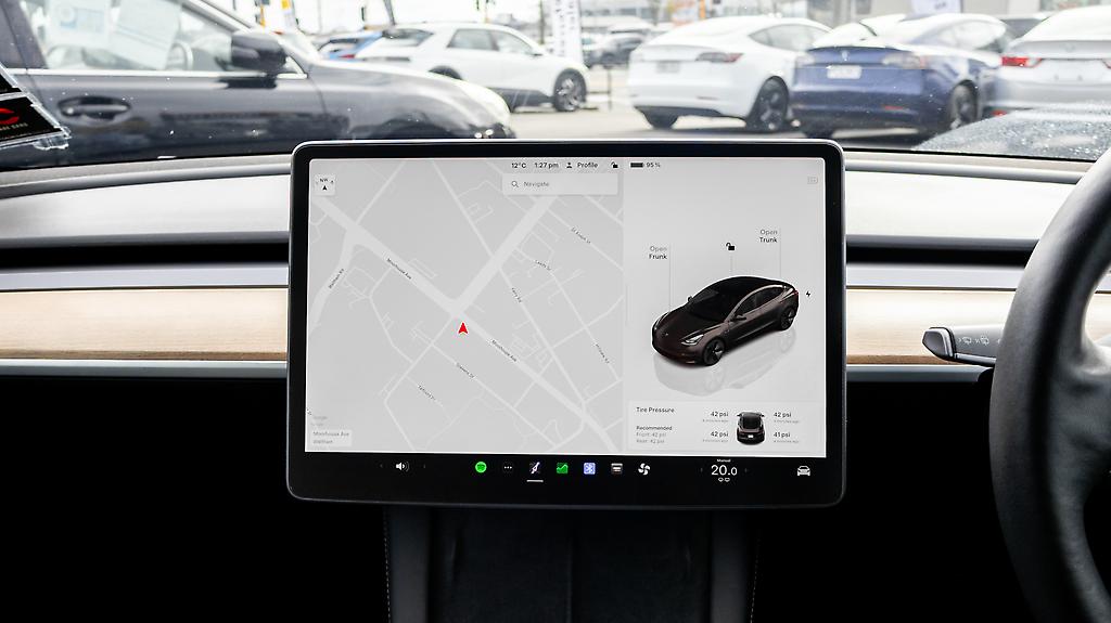 2022 Tesla Model 3 REAR WHEEL DRIVE 60K NZ NEW EV CAR image 334470